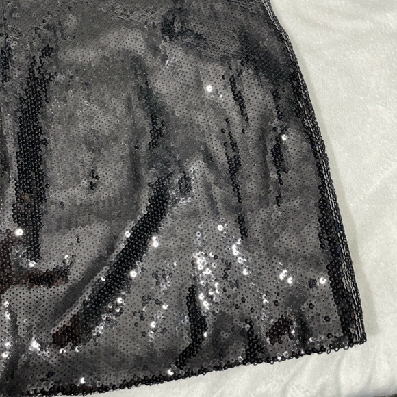 #41 ✨ NWT LF Call me Eden Party Black Sequin Mini Skirt - Picture 6 of 11